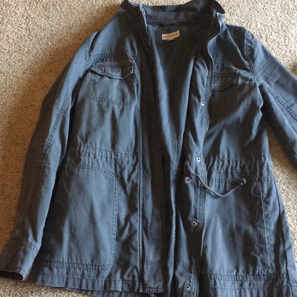 Gray simple jacket